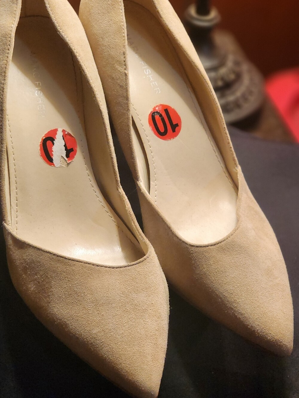 Marc Fisher Classic Beige Suede Pointed-Toe Pumps SZ 10